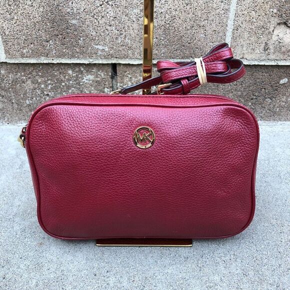 Michael Kors Handbags - MICHAEL KORS Fulton Purse Women's Red Pebbled Leather Crossbody Shoulder Bag Zip